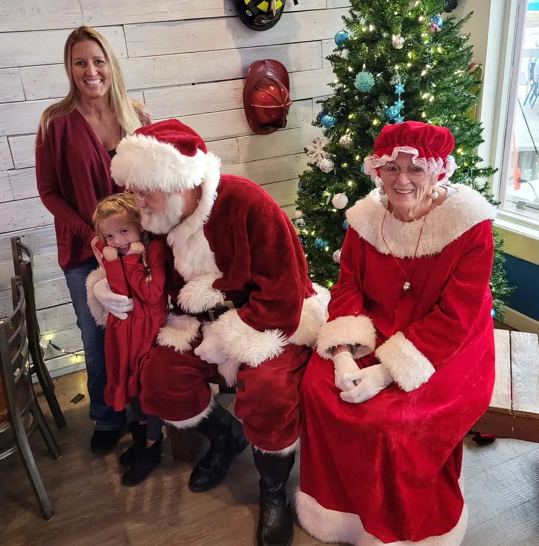 Kenlee visiting Santa
